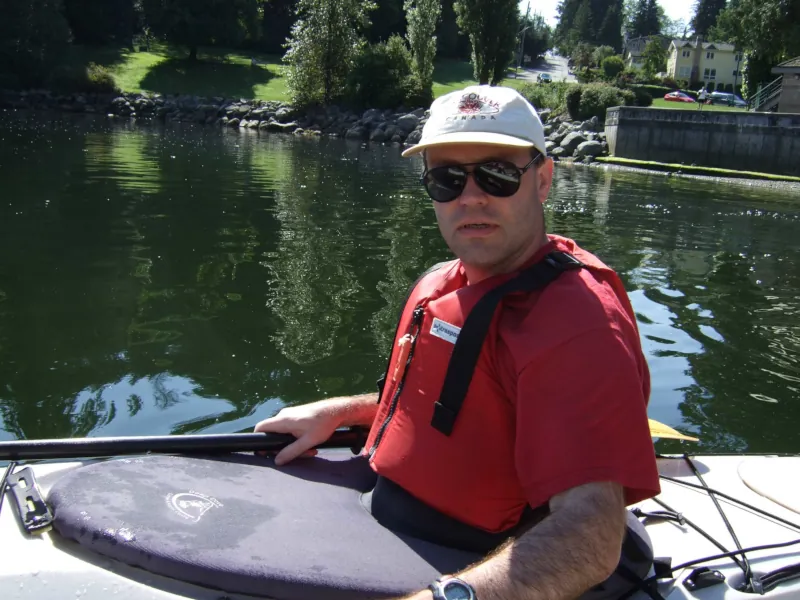 Image: Photograph of Kevin Machin kayaking in Vancouver, 2008